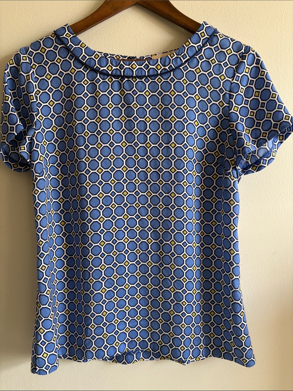 Banana Republic Blue Geometric‎ Print Blouse Size 6